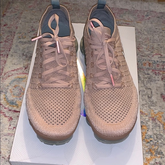 vapormax poshmark
